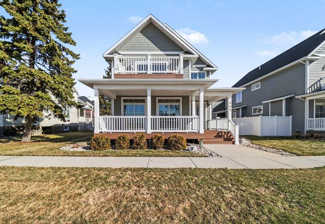 404 W Loomis Street, Ludington, MI 49431