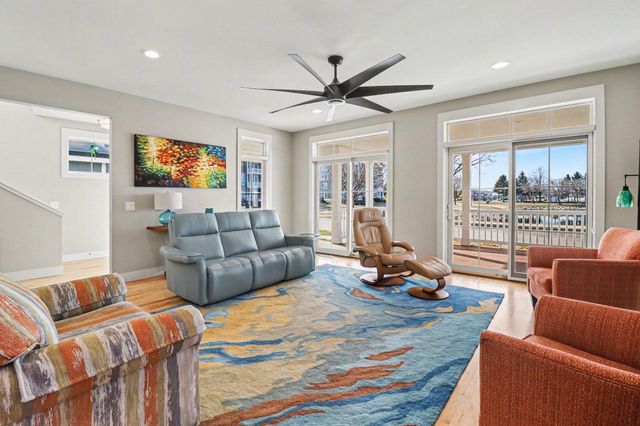 404 W Loomis Street, Ludington, MI 49431