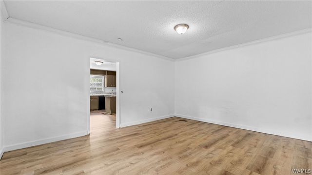 45 Graham, West Blocton, AL 35184