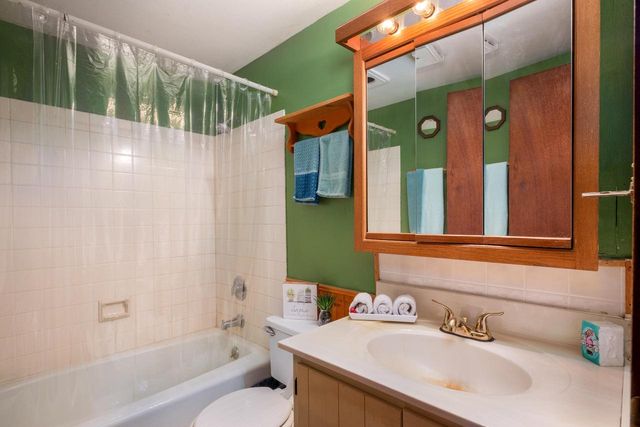 16422 82nd STREET, Bristol, WI 53104