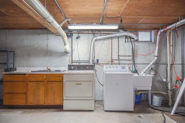 16422 82nd STREET, Bristol, WI 53104