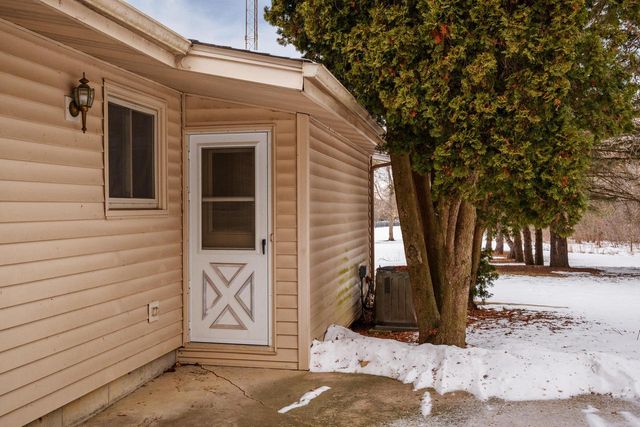 16422 82nd STREET, Bristol, WI 53104