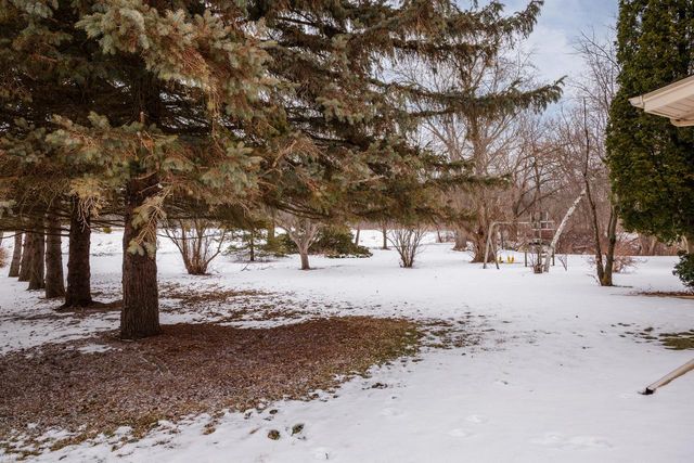 16422 82nd STREET, Bristol, WI 53104