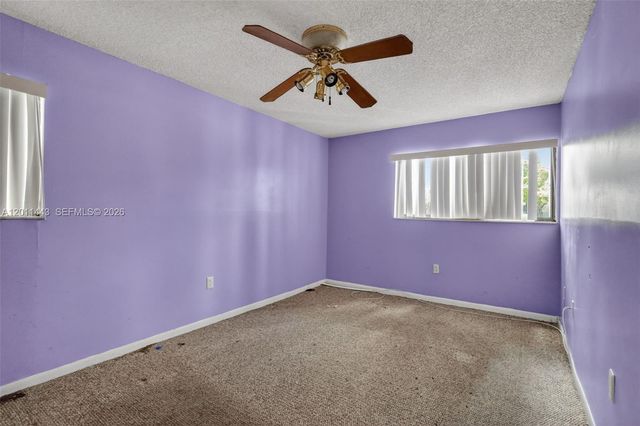 20731 NE 4th Place 104, Miami, FL 33179