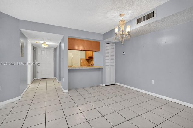 20731 NE 4th Place 104, Miami, FL 33179