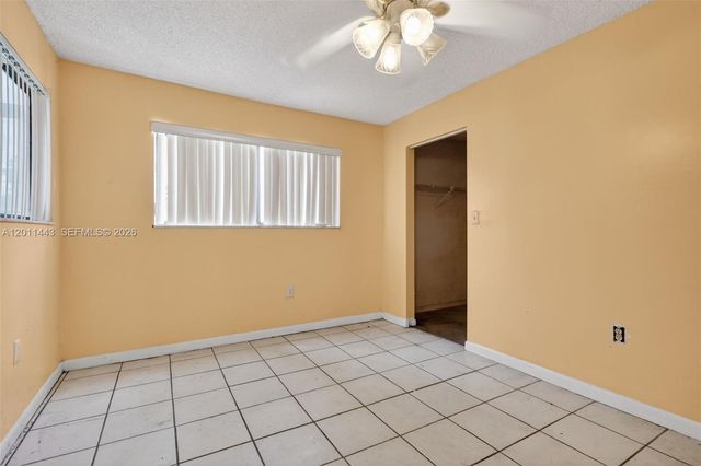 20731 NE 4th Place 104, Miami, FL 33179