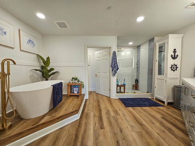 8500 Margate Cir Apt 109, Myrtle Beach, SC 29572