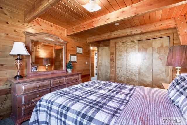 3882 S Goose Bay Drive, Island Park, ID 83429