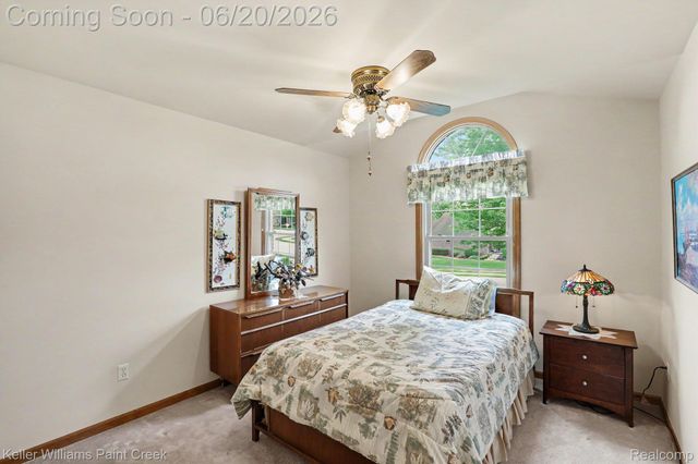 8183 Prestwick Lane, Washington Township, MI 48095