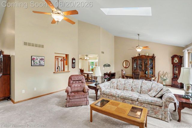 8183 Prestwick Lane, Washington Township, MI 48095
