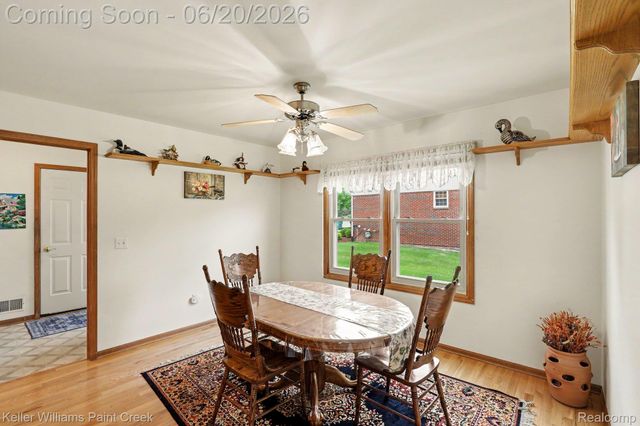 8183 Prestwick Lane, Washington Township, MI 48095