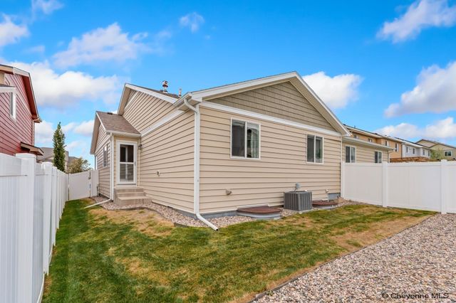 4025 GUNSMOKE RD, Cheyenne, WY 82001