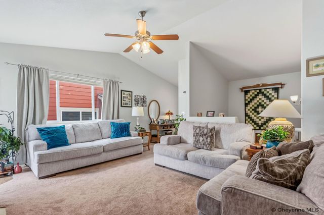 4025 GUNSMOKE RD, Cheyenne, WY 82001