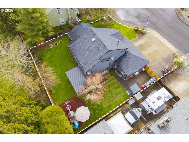 575 Nw QUEENS Ct, Hillsboro, OR 97124