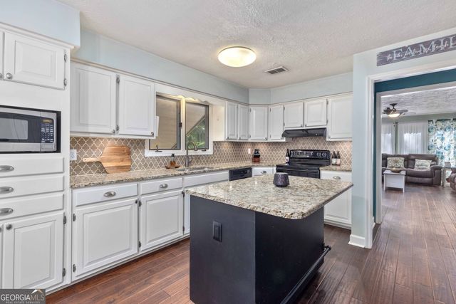 1011 Mountain Hill Road, Fortson, GA 31808