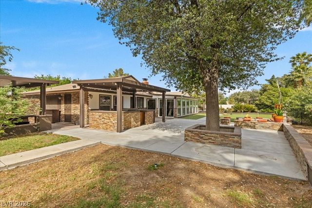 2901 Justice Lane, Las Vegas, NV 89107