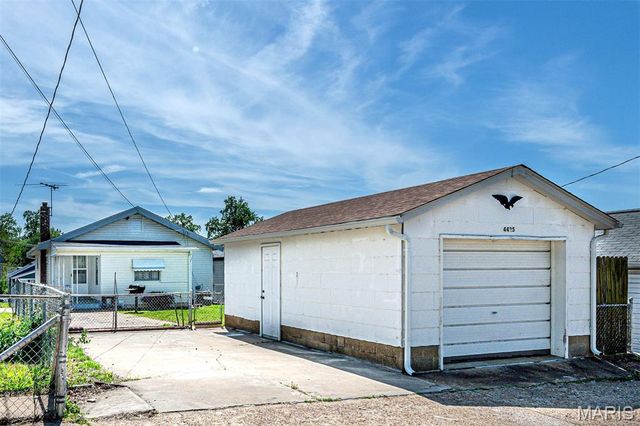 4425 Bingham Avenue, St Louis, MO 63116