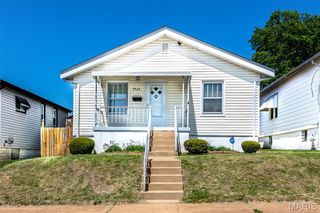 4425 Bingham Avenue, St Louis, MO 63116