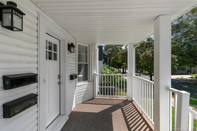 19 Willard St Street FL 3, New Haven, CT 06515