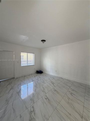 7001 NW 6th Ave, Miami, FL 33150