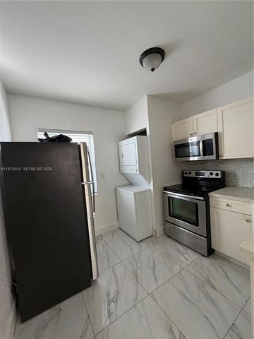 7001 NW 6th Ave, Miami, FL 33150