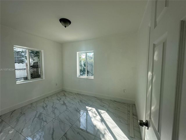 7001 NW 6th Ave, Miami, FL 33150