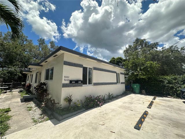 7001 NW 6th Ave, Miami, FL 33150