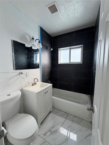 7001 NW 6th Ave, Miami, FL 33150