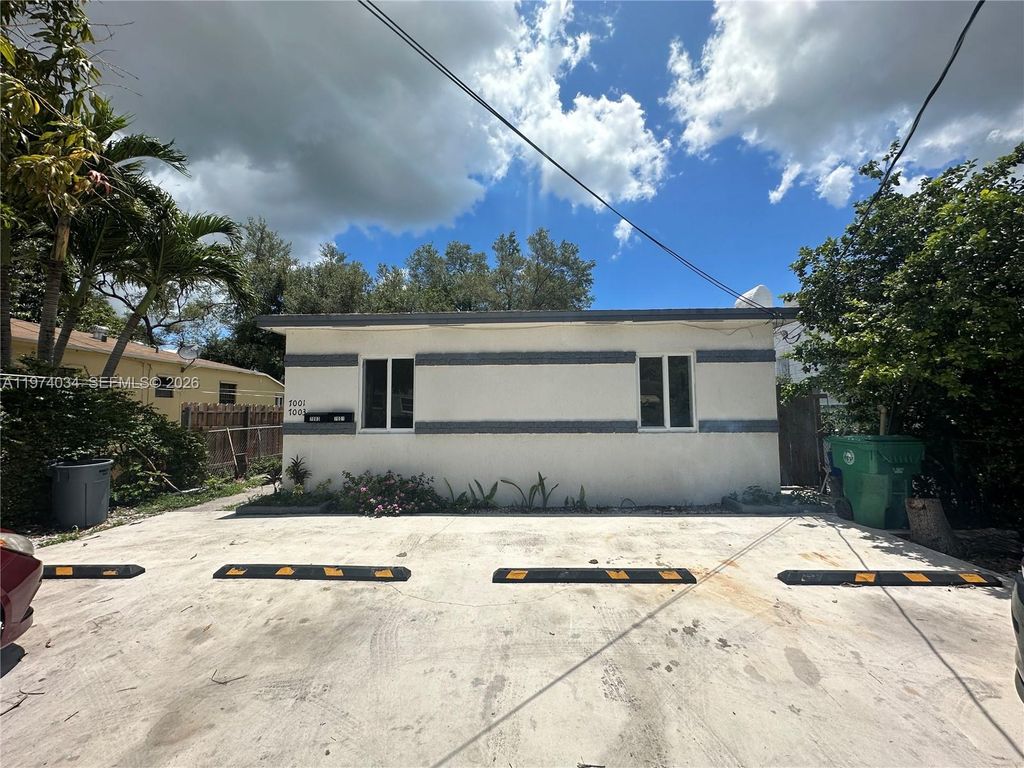 7001 NW 6th Ave, Miami, FL 33150