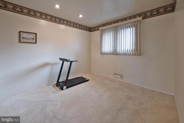 19 ORCHID LN, Cherry Hill, NJ 08002