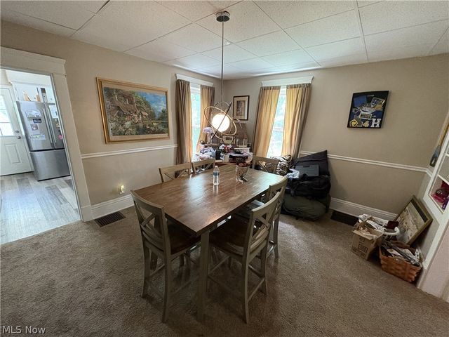 727 Wooster Road N, Barberton, OH 44203