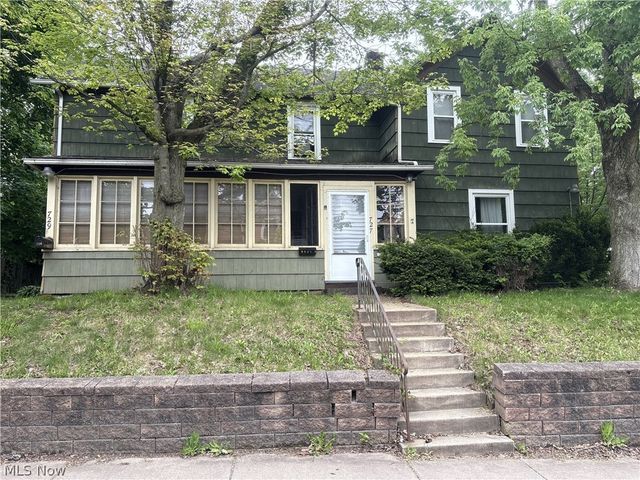 727 Wooster Road N, Barberton, OH 44203