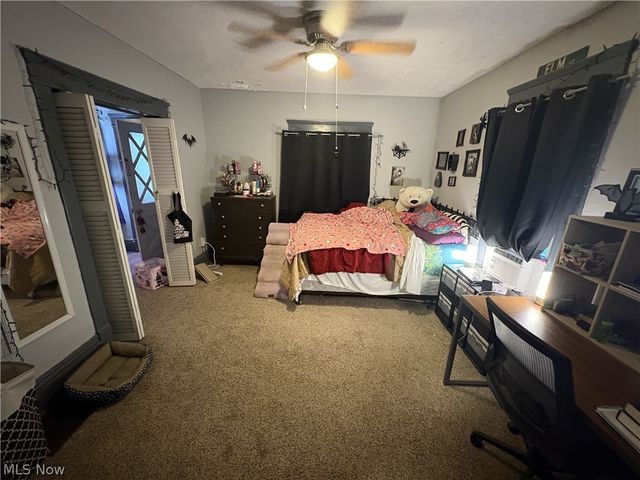 727 Wooster Road N, Barberton, OH 44203