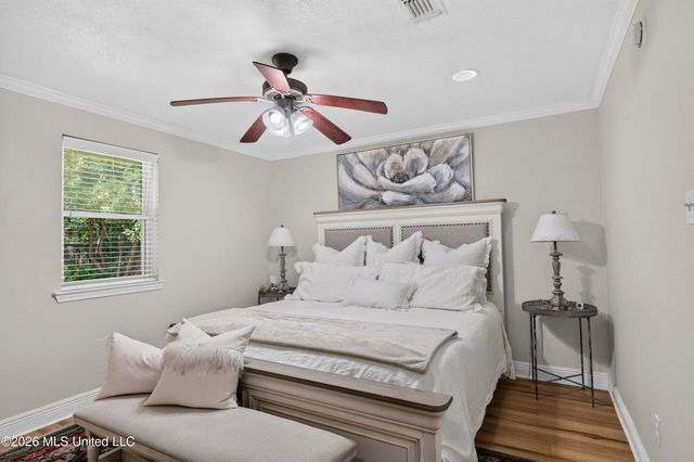 514 Sunset Drive, Bay Saint Louis, MS 39520