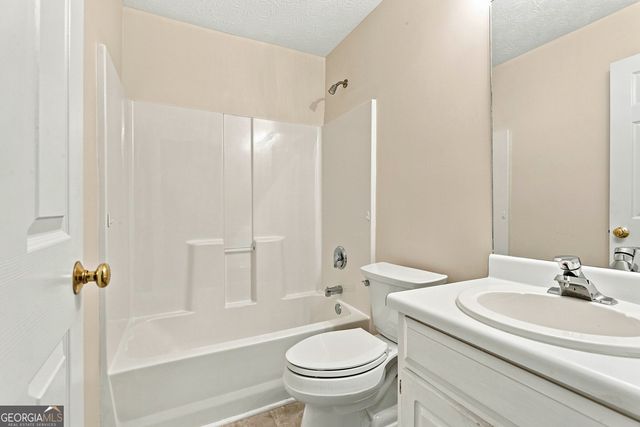 280 Autumn Glen Circle, Fayetteville, GA 30215