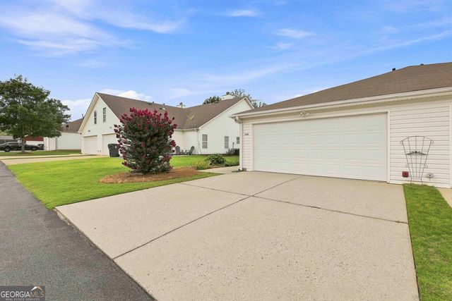 280 Autumn Glen Circle, Fayetteville, GA 30215