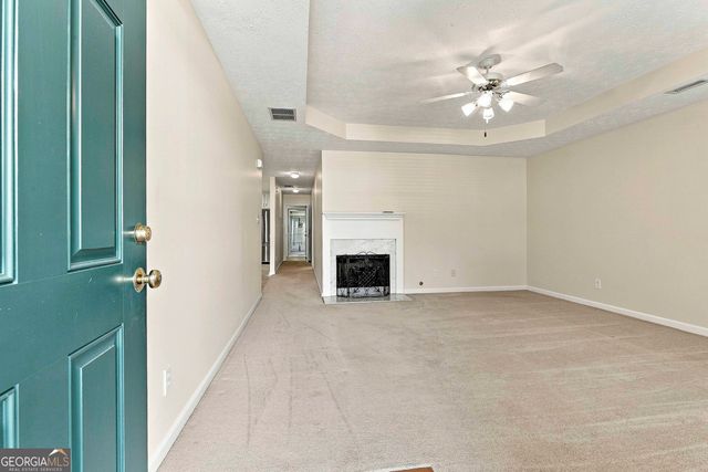 280 Autumn Glen Circle, Fayetteville, GA 30215