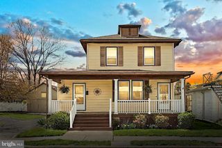 20 N REYNOLDS STREET, Gettysburg, PA 17325