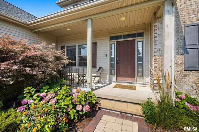 9711 N MEGAN Court, Peoria, IL 61615