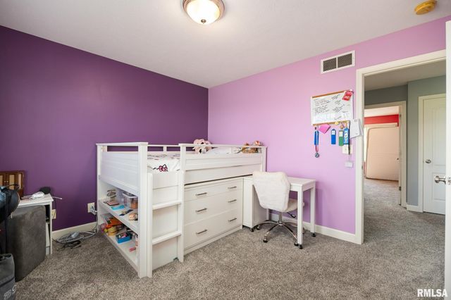 9711 N MEGAN Court, Peoria, IL 61615