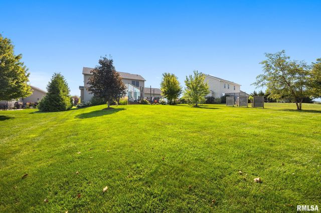 9711 N MEGAN Court, Peoria, IL 61615