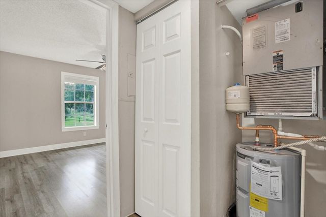 308 LAKE PARSONS GREEN 203, Brandon, FL 33511