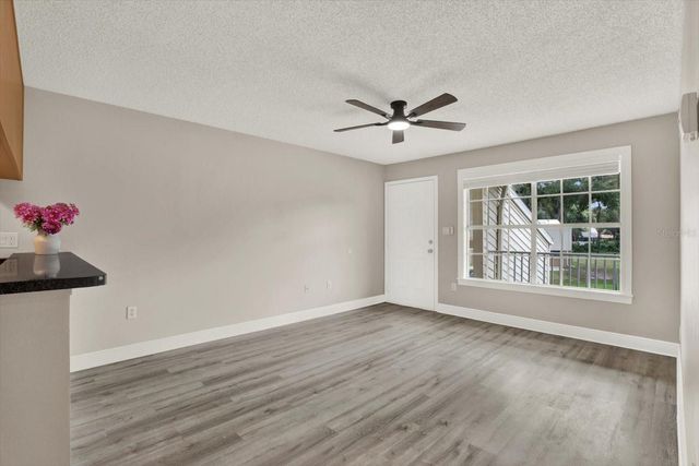 308 LAKE PARSONS GREEN 203, Brandon, FL 33511