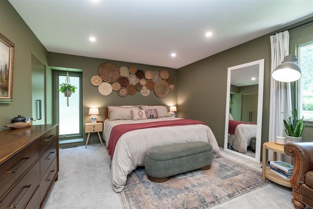 230 Golfview Drive, Plainwell, MI 49080