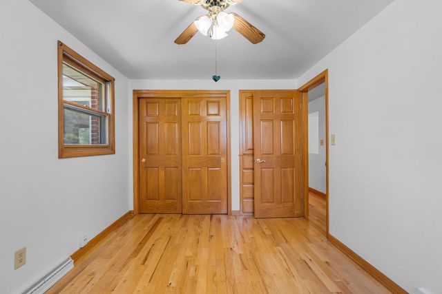 2027 HILLVIEW DRIVE, Green Bay, WI 54302