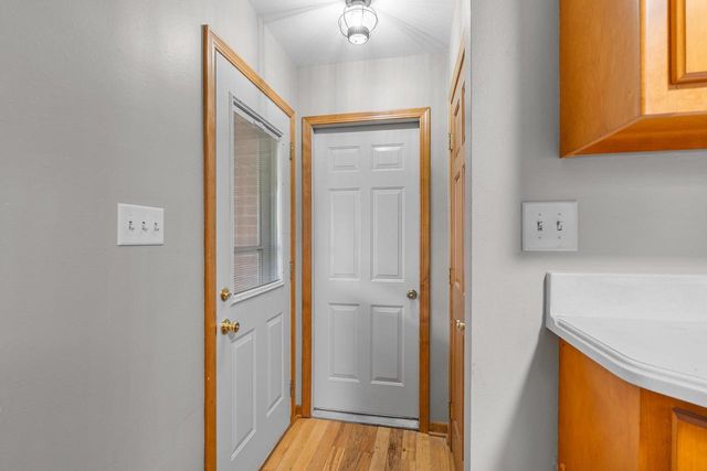 2027 HILLVIEW DRIVE, Green Bay, WI 54302