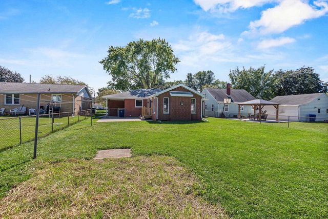 2027 HILLVIEW DRIVE, Green Bay, WI 54302
