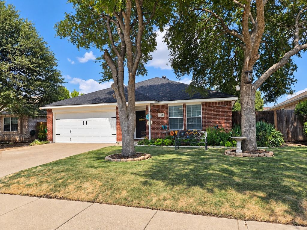 161 Adams Drive, Crowley, TX 76036 — photo 2