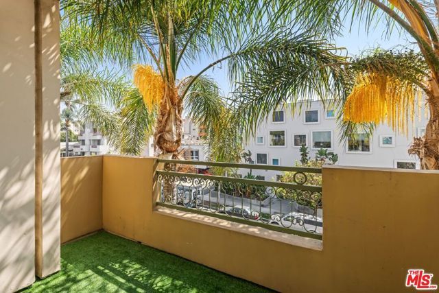 1319 N Detroit Street PH1, Los Angeles, CA 90046