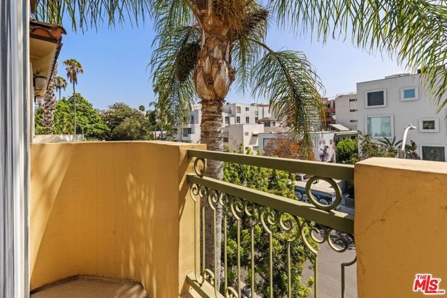 1319 N Detroit Street PH1, Los Angeles, CA 90046